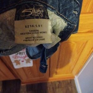 Women's jeans